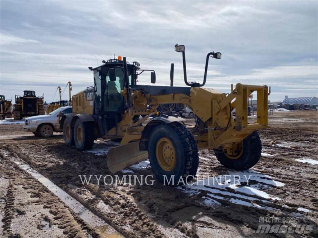 CAT 140M 3 Väghyvlar