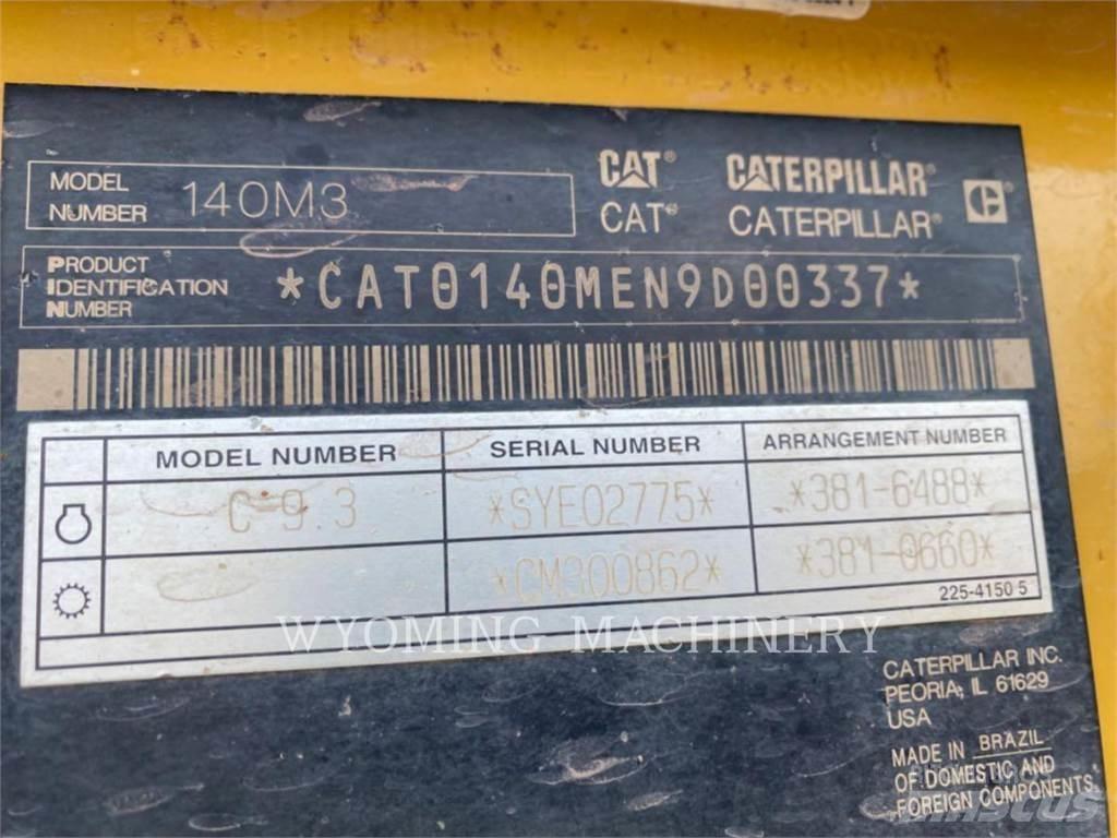CAT 140M 3 Väghyvlar