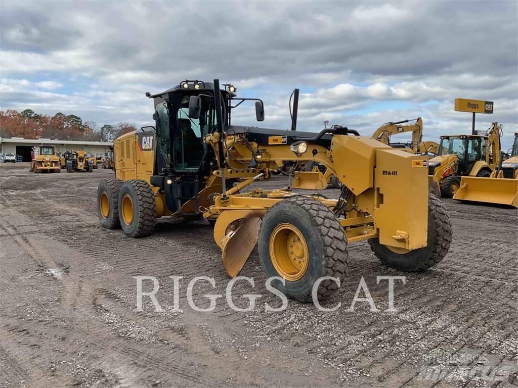 CAT 140M LC17 Väghyvlar