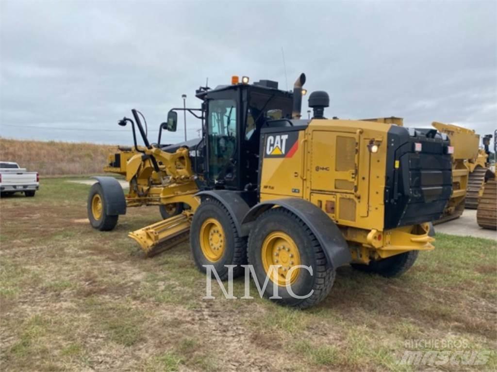 CAT 140M2 Väghyvlar
