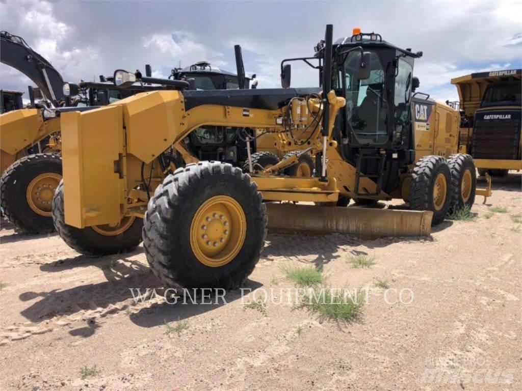 CAT 140M2 Väghyvlar