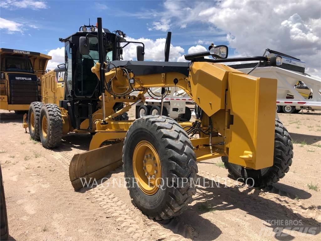 CAT 140M2 Väghyvlar