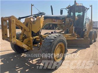 CAT 140M2 AWD Väghyvlar