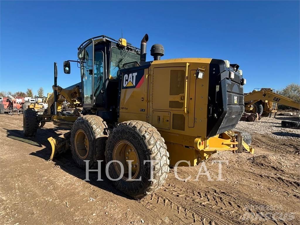CAT 140M2 AWD Väghyvlar