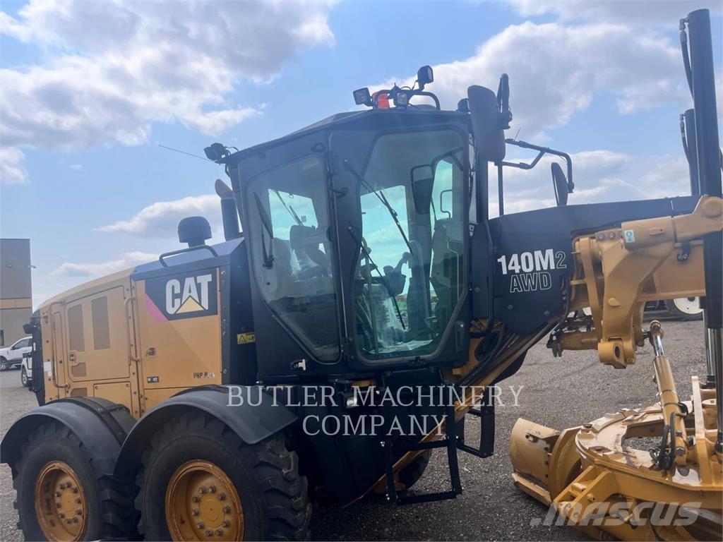 CAT 140M2AWD Väghyvlar