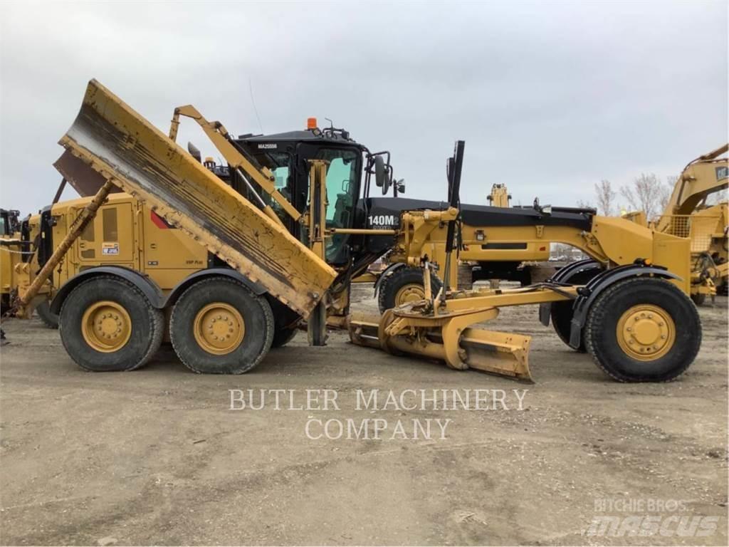 CAT 140M2AWD Väghyvlar