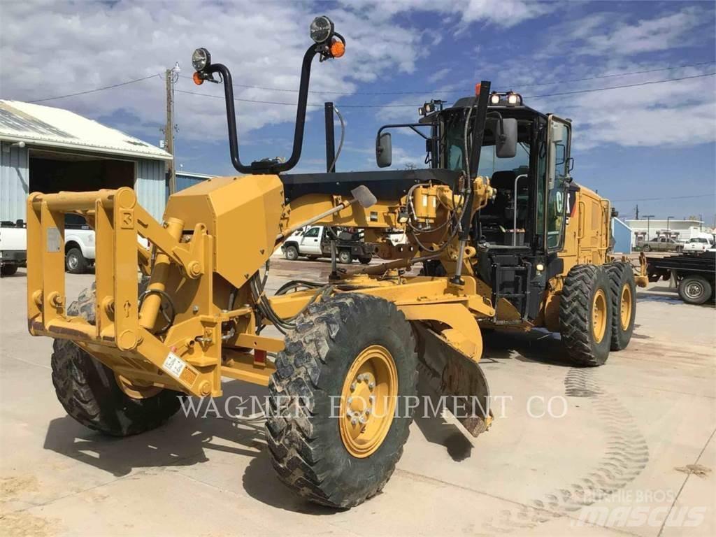 CAT 140M3 Väghyvlar