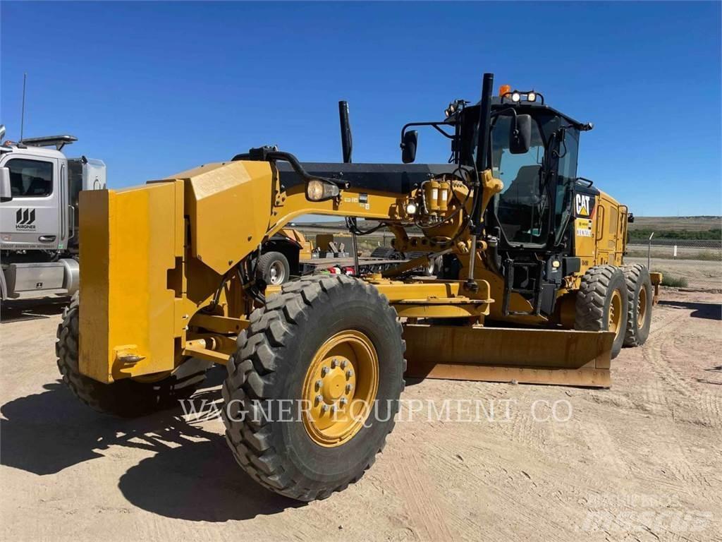 CAT 140M3 Väghyvlar