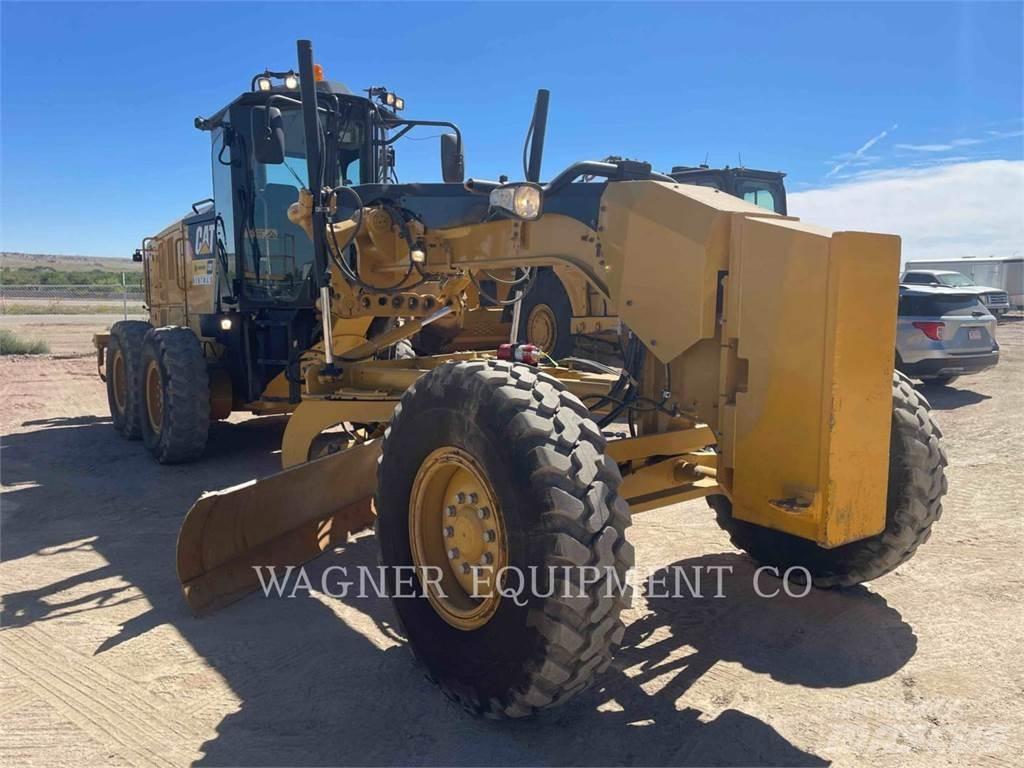 CAT 140M3 Väghyvlar
