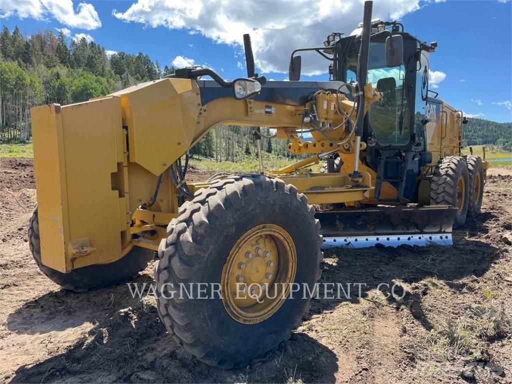 CAT 140M3 Väghyvlar