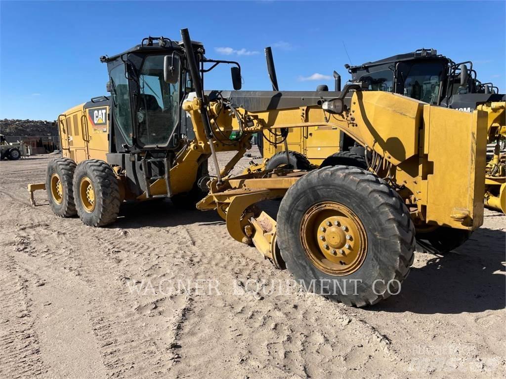 CAT 140M3 Väghyvlar