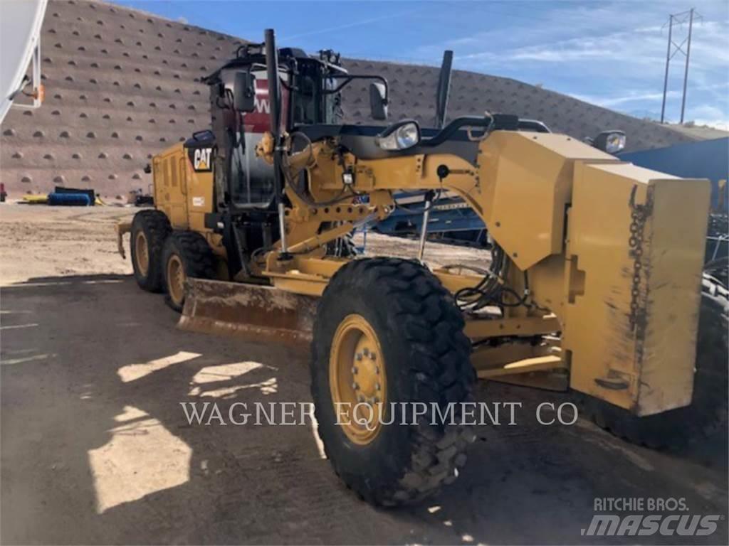 CAT 140M3 Väghyvlar