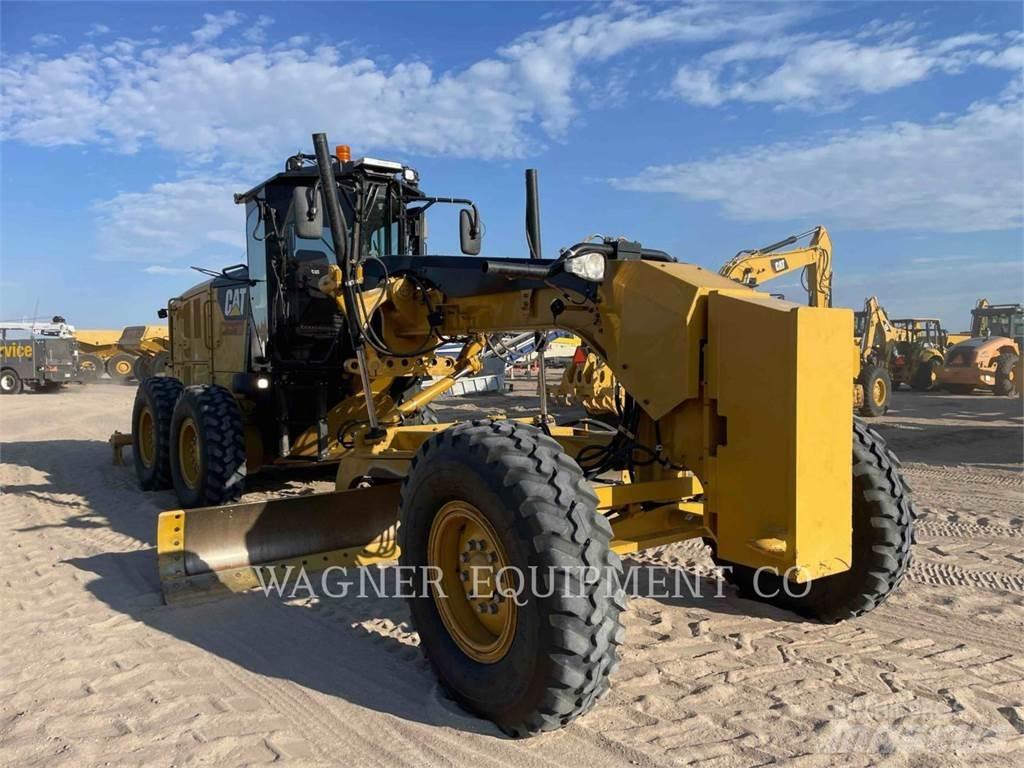 CAT 140M3 Väghyvlar