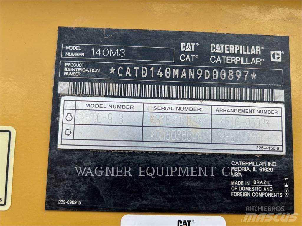 CAT 140M3 Väghyvlar