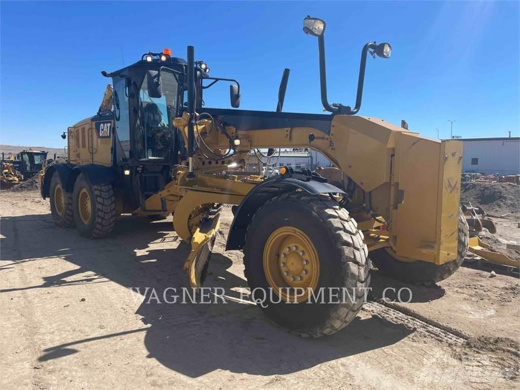 CAT 140M3 Väghyvlar