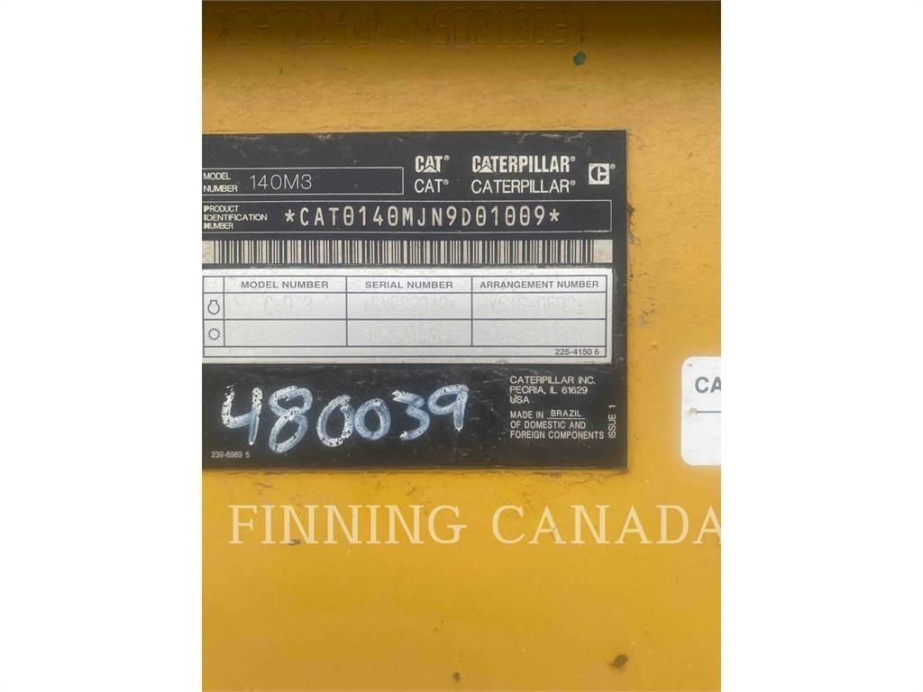 CAT 140M3 Väghyvlar