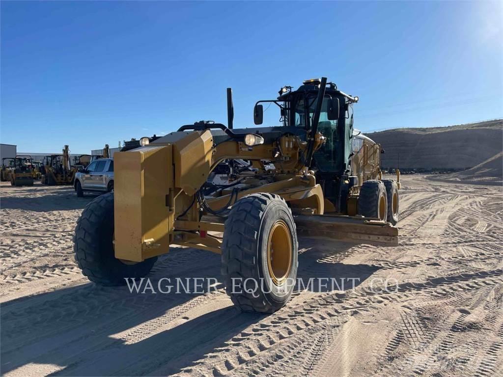 CAT 140M3 Väghyvlar