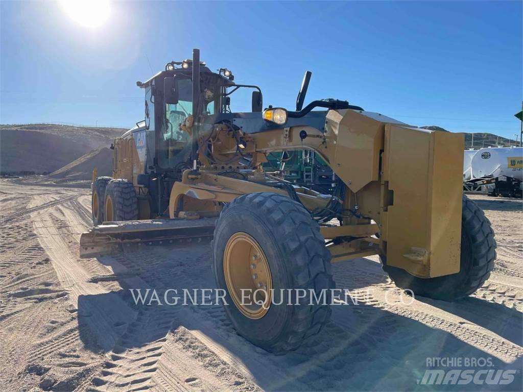 CAT 140M3 Väghyvlar