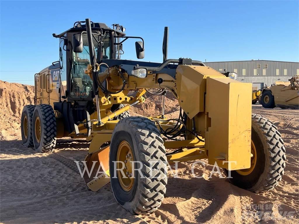 CAT 140M3 Väghyvlar