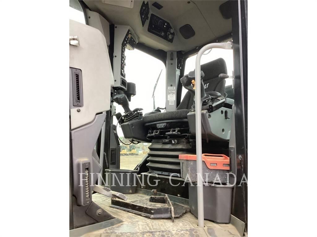 CAT 140M3 Väghyvlar