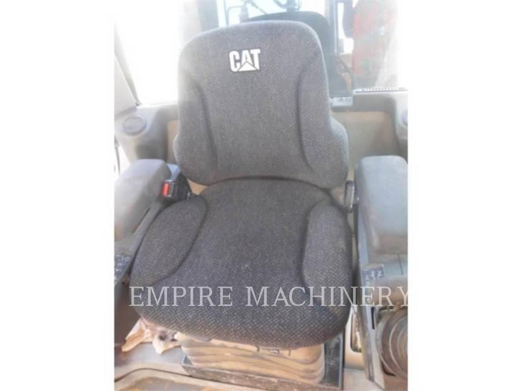 CAT 140M3 Väghyvlar