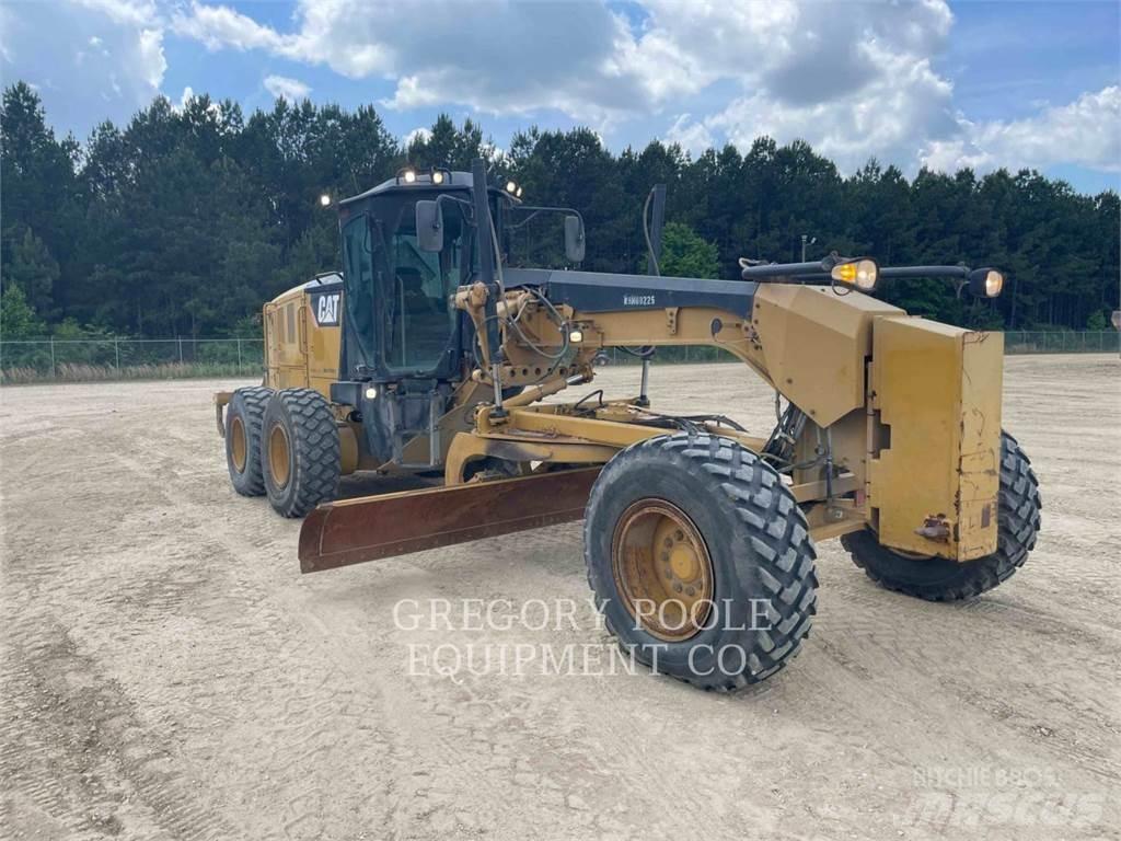 CAT 140M3 Väghyvlar