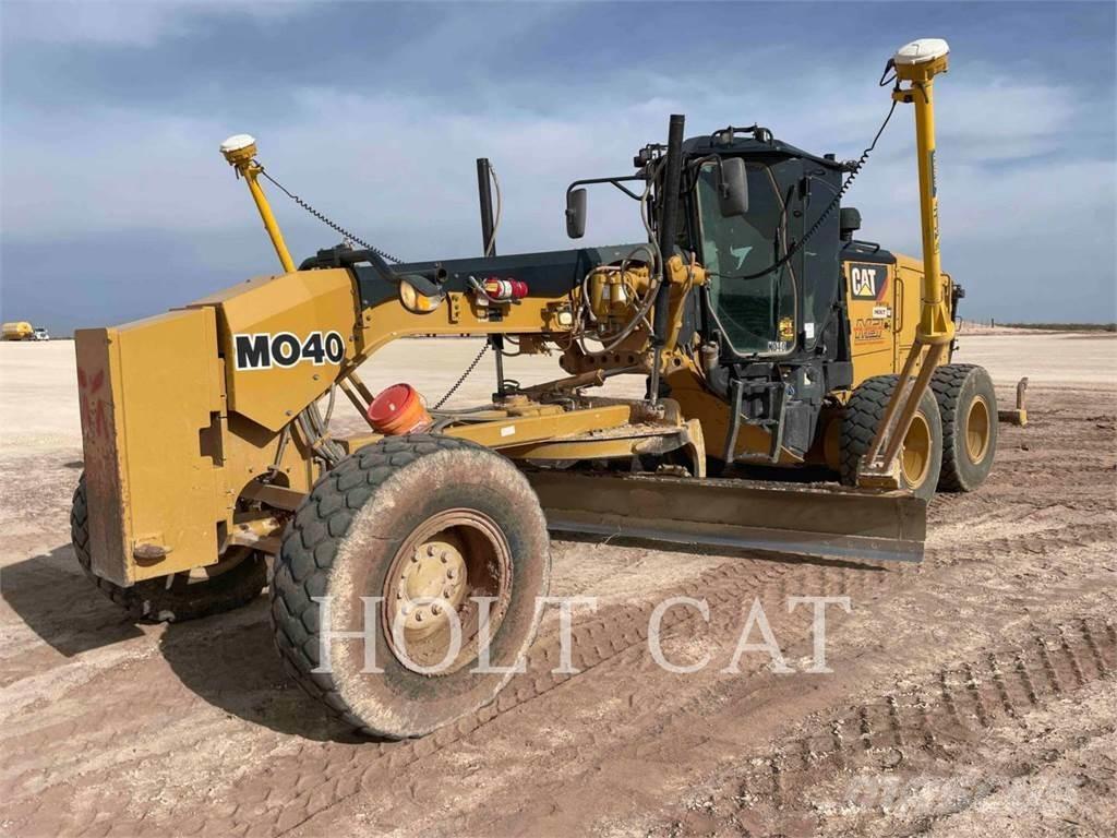 CAT 140M3 Väghyvlar