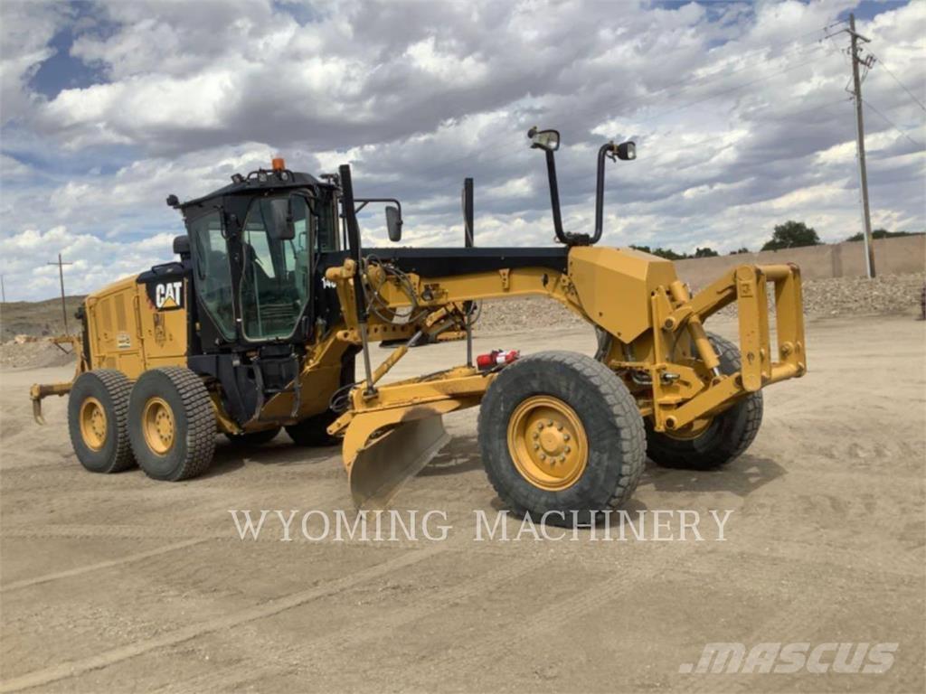 CAT 140M3 Väghyvlar