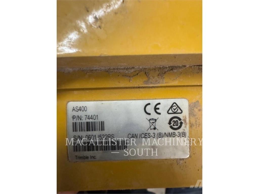 CAT 140M3 Väghyvlar