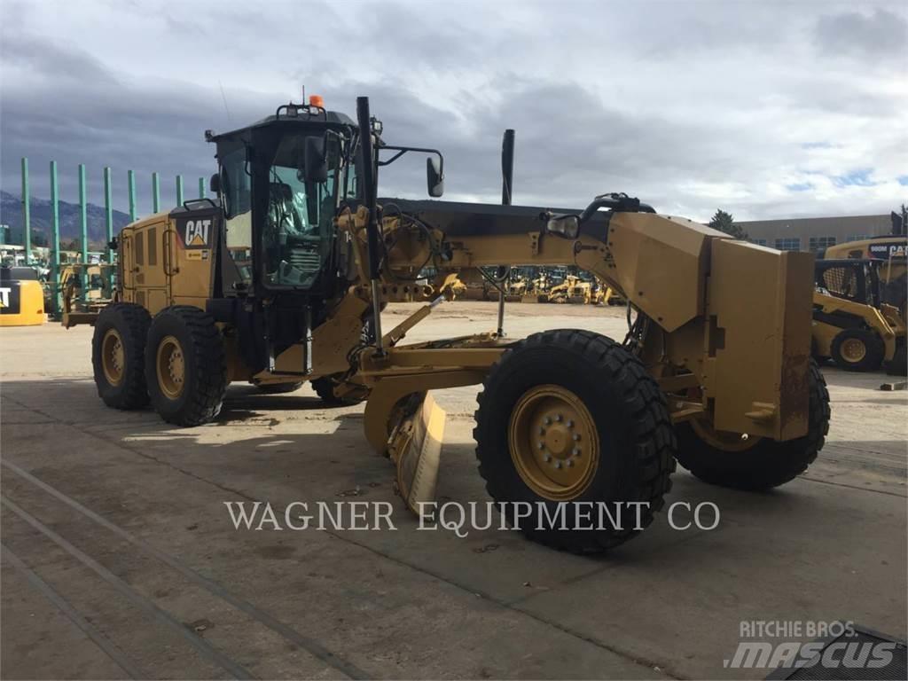 CAT 140M3 Väghyvlar