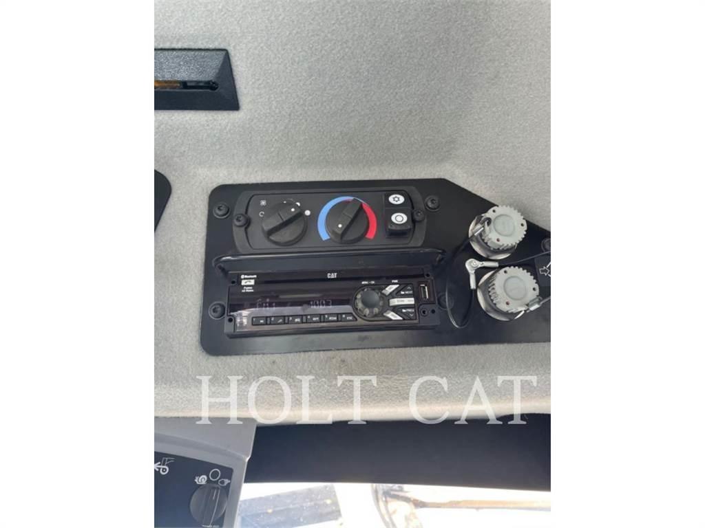 CAT 140M3 AWD Väghyvlar