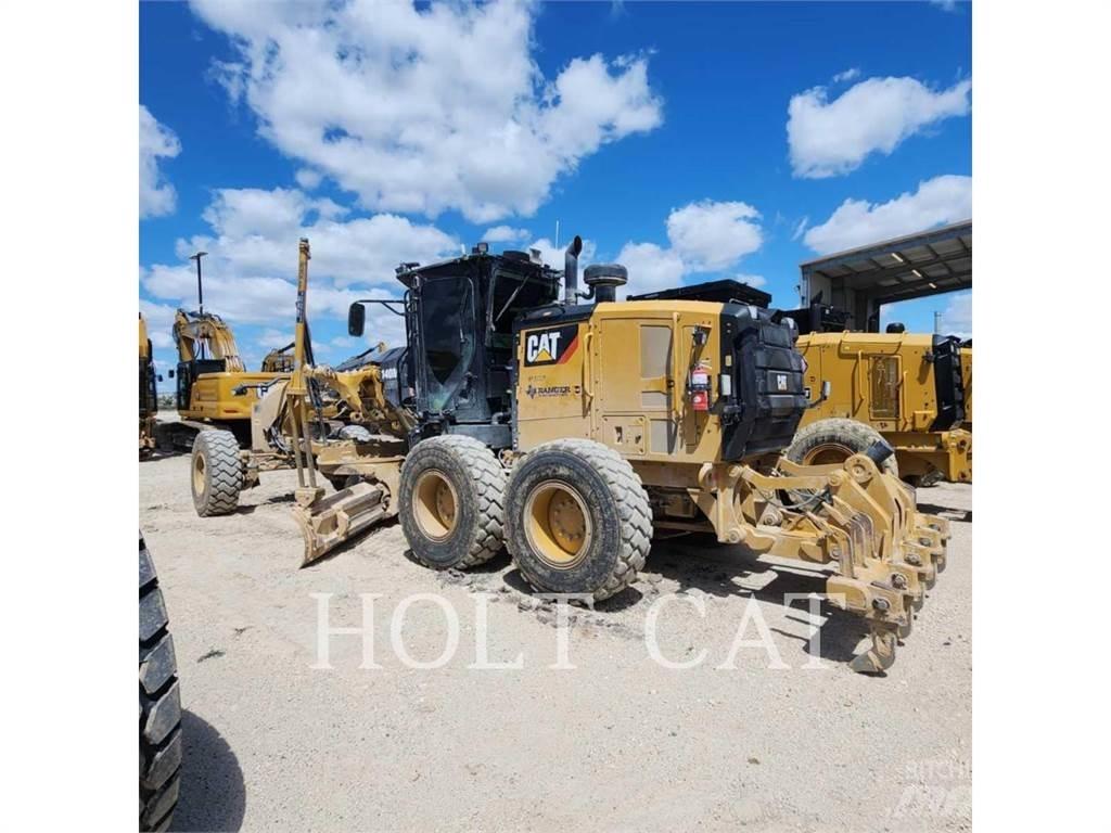 CAT 140M3 AWD Väghyvlar