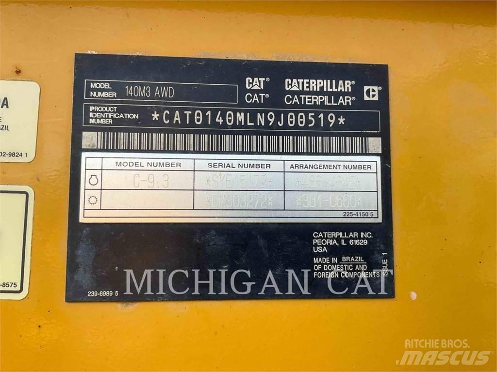 CAT 140M3 AWD Väghyvlar