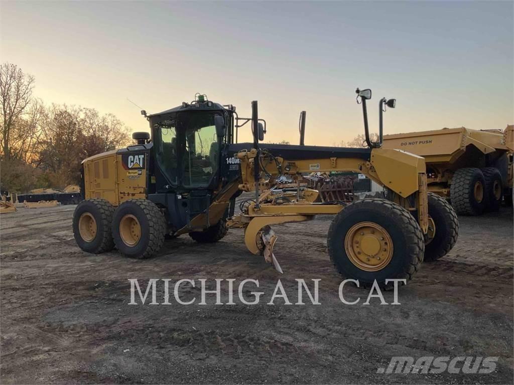 CAT 140M3 AWD Väghyvlar