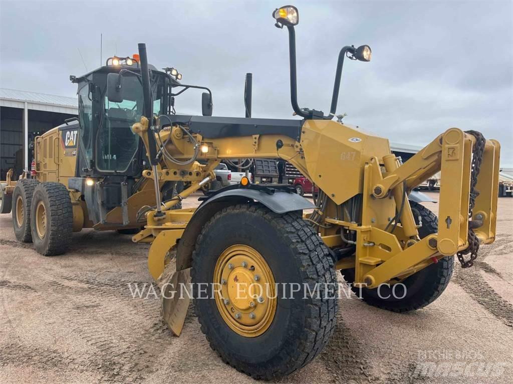 CAT 140M3 AWD Väghyvlar