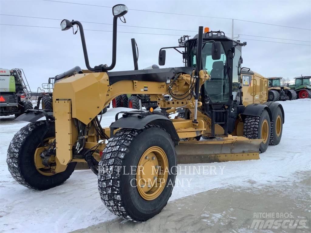 CAT 140M3 AWD Väghyvlar