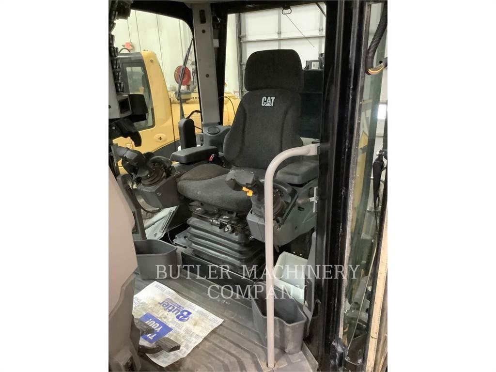 CAT 140M3 AWD Väghyvlar