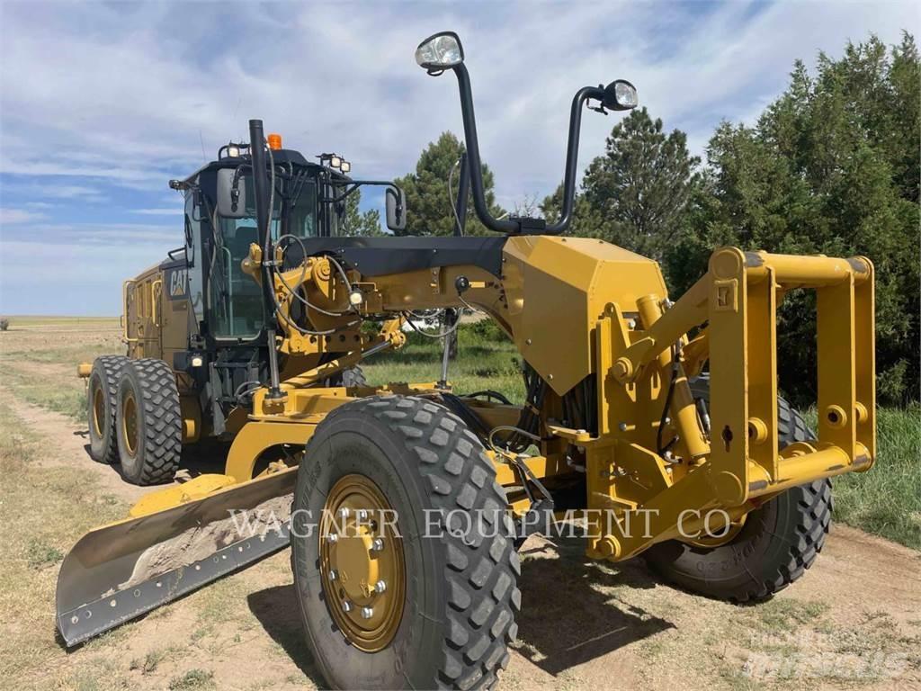 CAT 140M3 AWD Väghyvlar