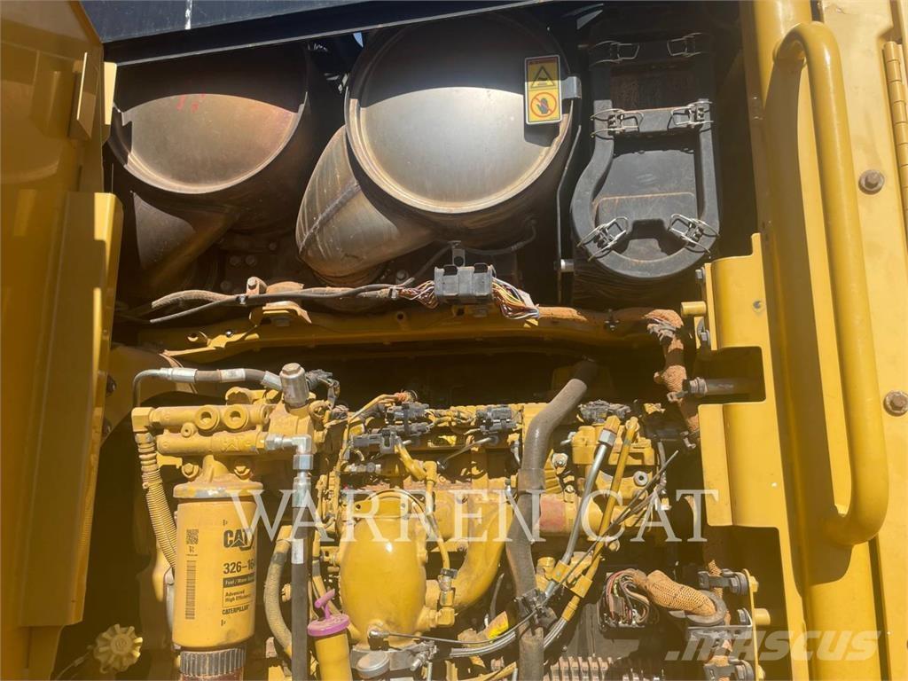 CAT 140M3 AWD Väghyvlar