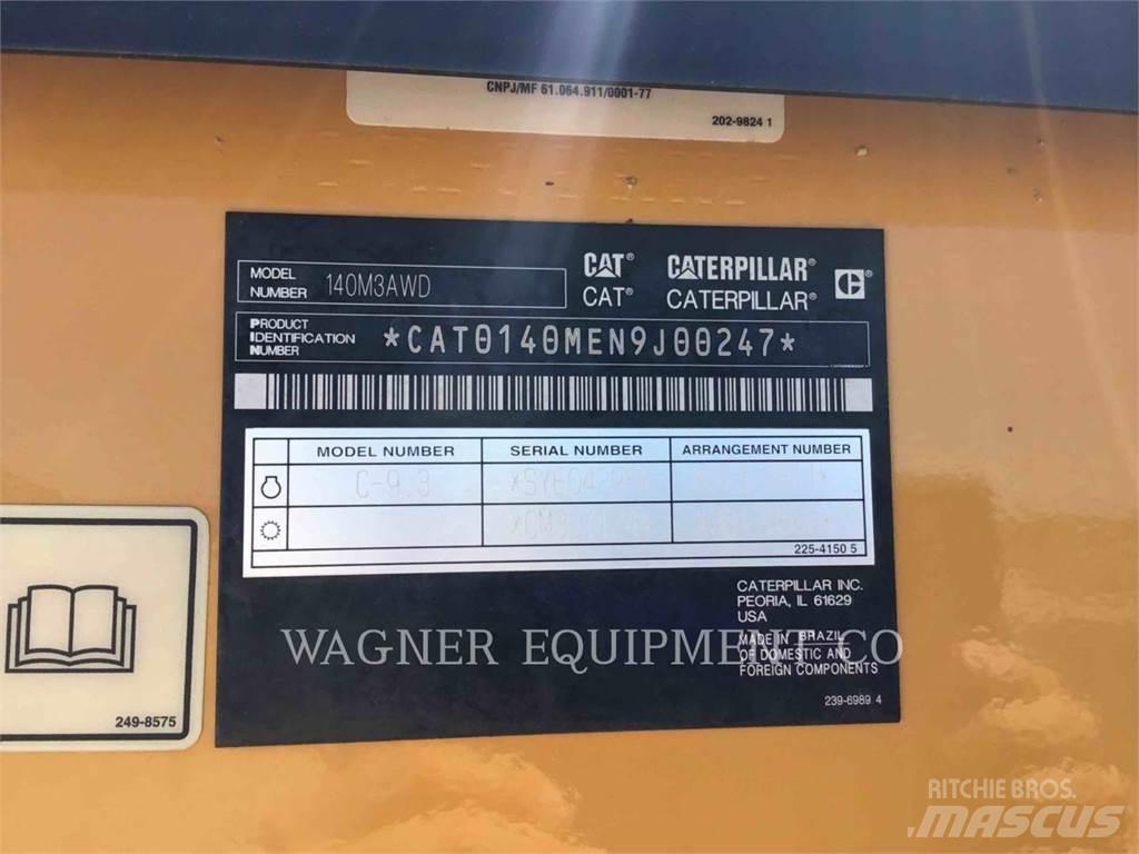 CAT 140M3 AWD Väghyvlar