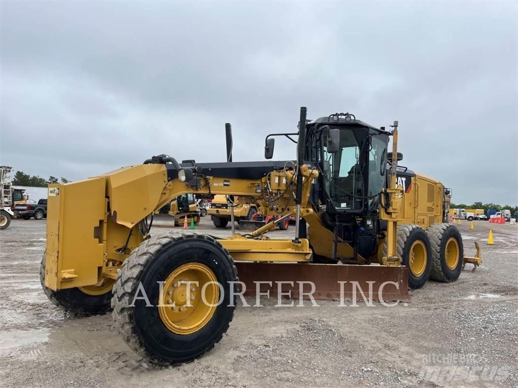 CAT 140M3 R Väghyvlar