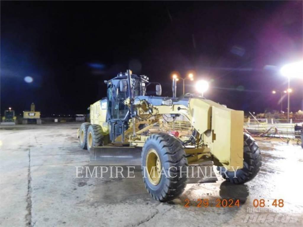 CAT 140M3 TE Väghyvlar