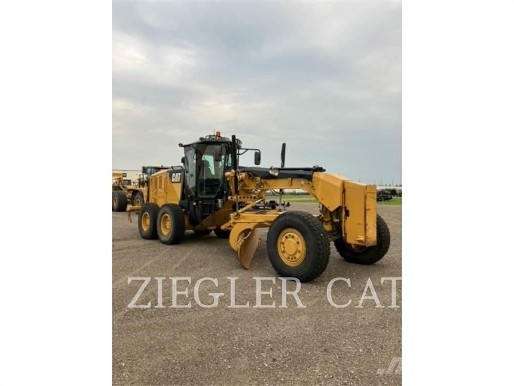 CAT 140M3AWD Väghyvlar