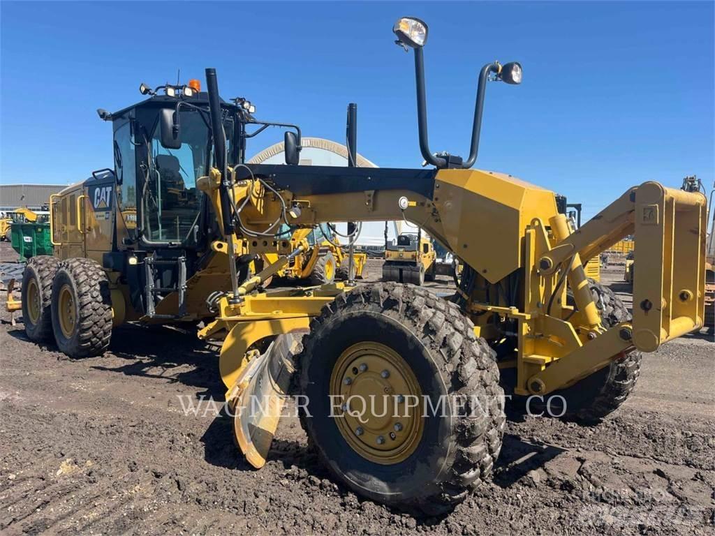 CAT 140M3AWD Väghyvlar