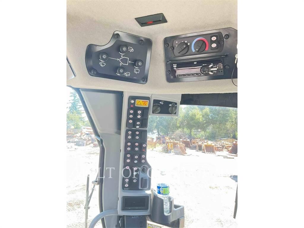 CAT 140M3AWD Väghyvlar