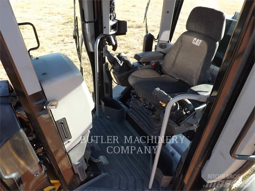 CAT 140M3AWD Väghyvlar