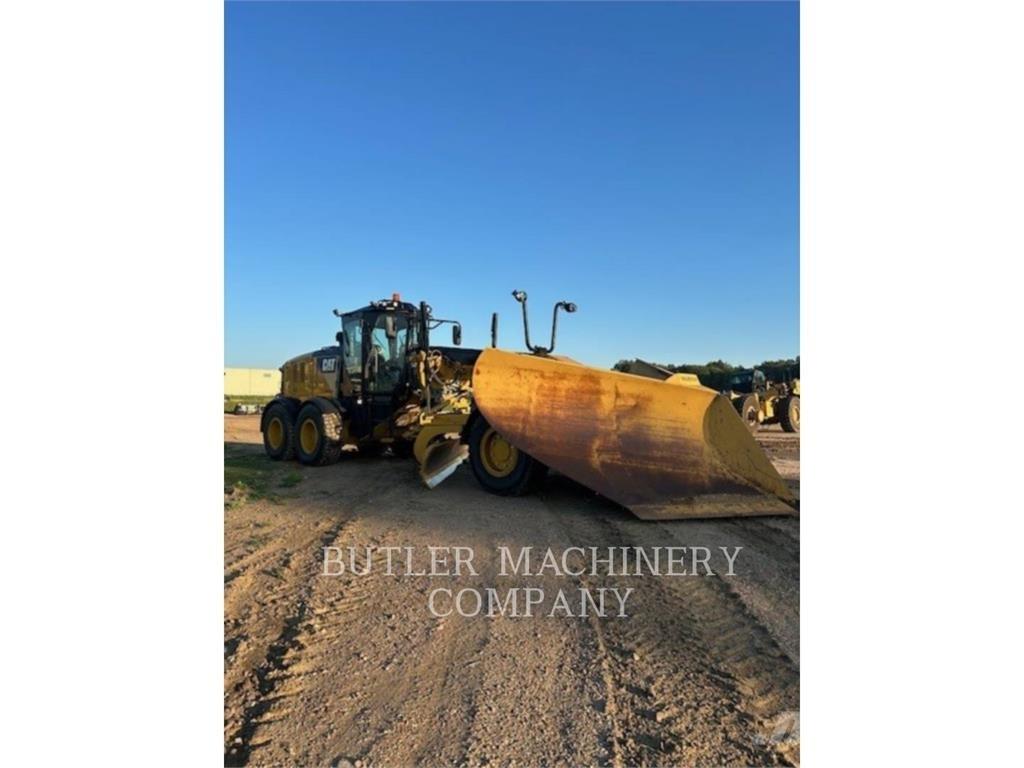 CAT 140M3AWD Väghyvlar