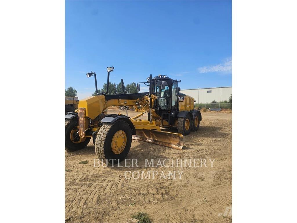 CAT 140M3AWD Väghyvlar