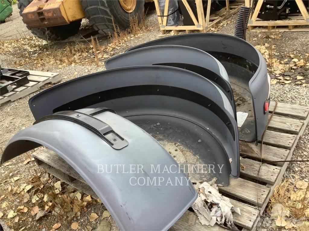 CAT 140M3REARFENDER Entreprenad - Övrigt