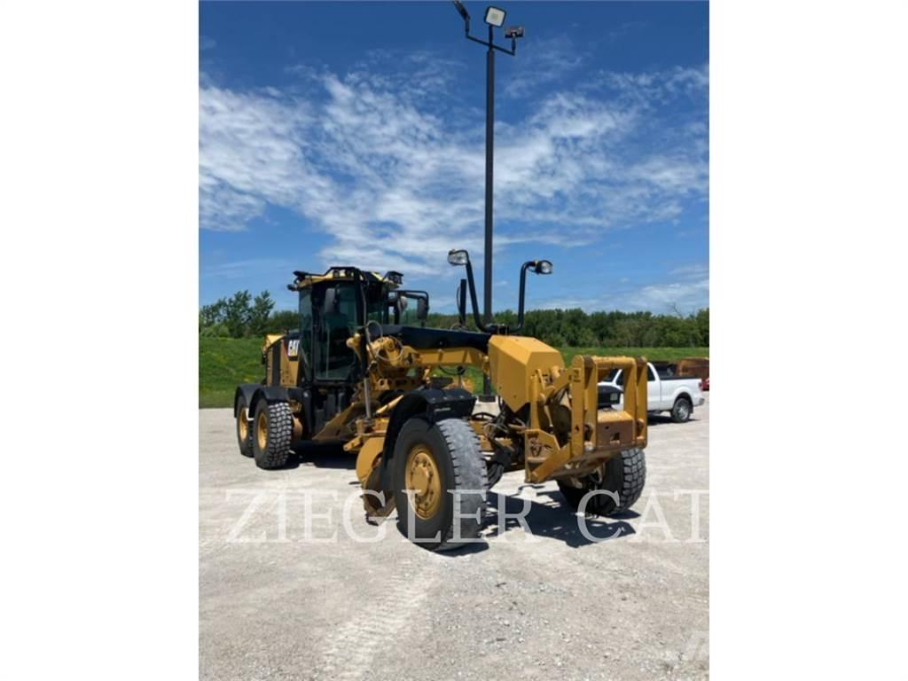 CAT 140MAWD Väghyvlar